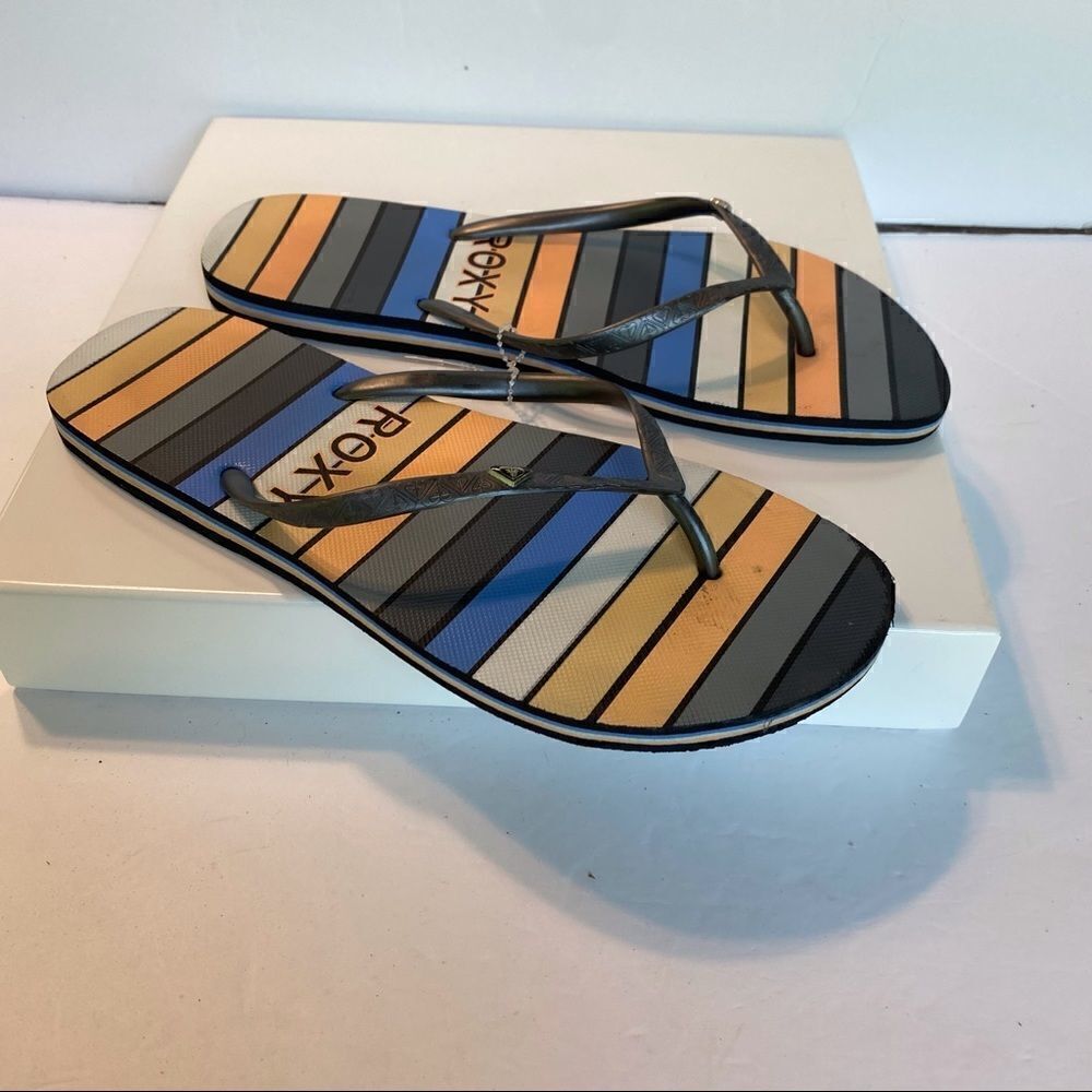 Roxy Multi-color Thong Sandals, size 9/10